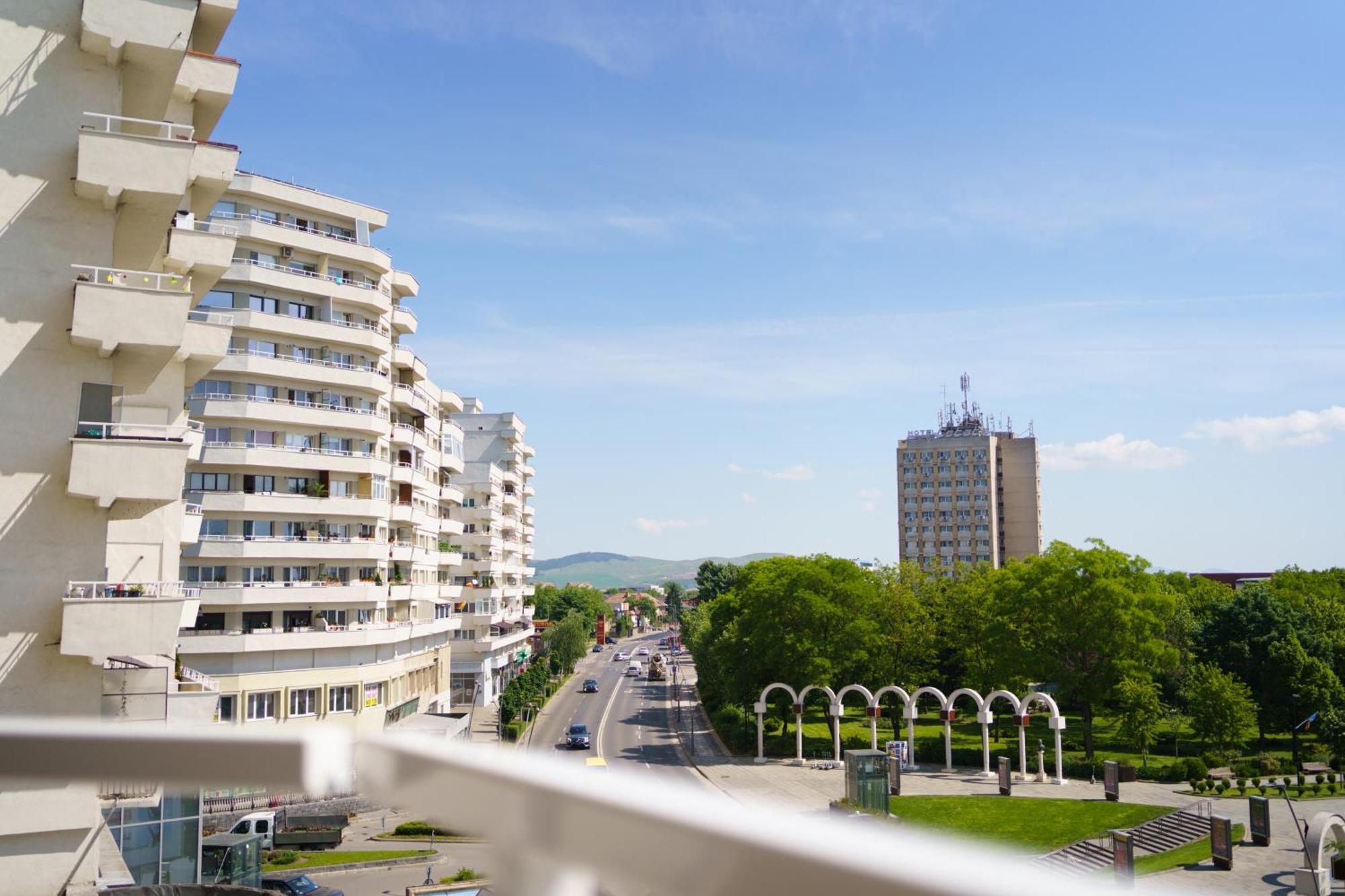 Pasiro Aparthotel Алба-Юлия Экстерьер фото