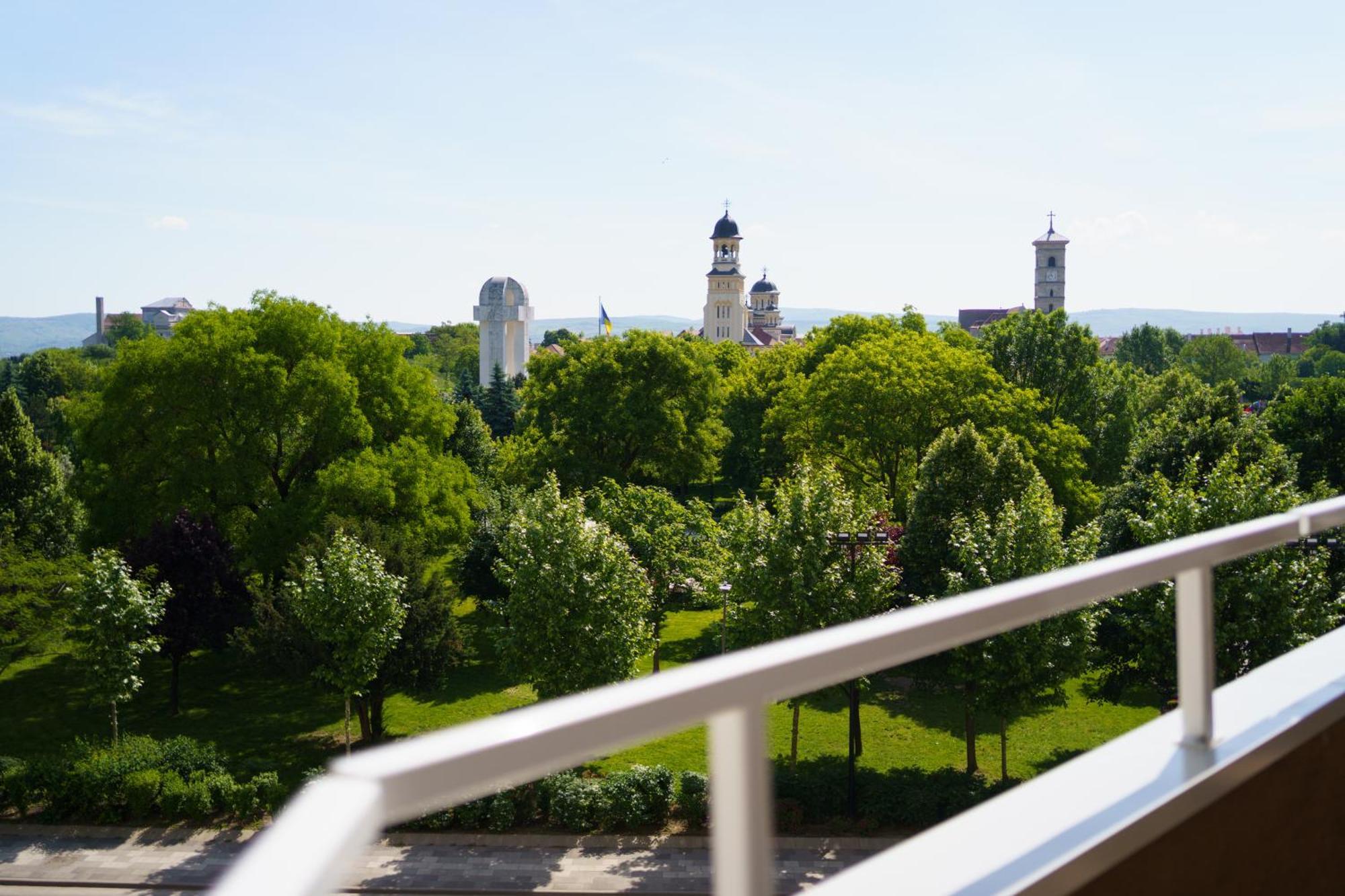 Pasiro Aparthotel Алба-Юлия Экстерьер фото